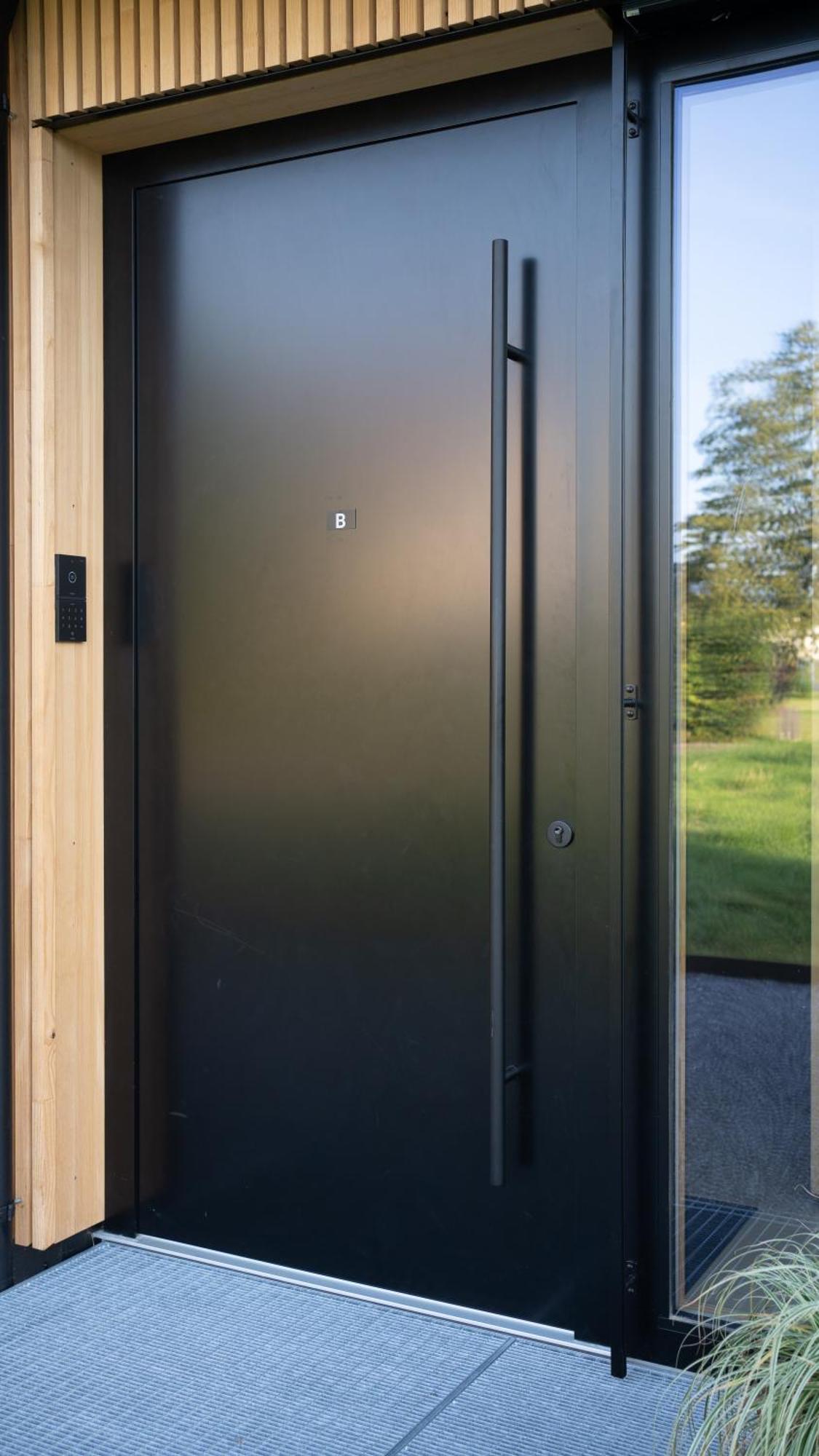 Architektenhaus Rhaa Mit Terrassen Altach Eksteriør billede